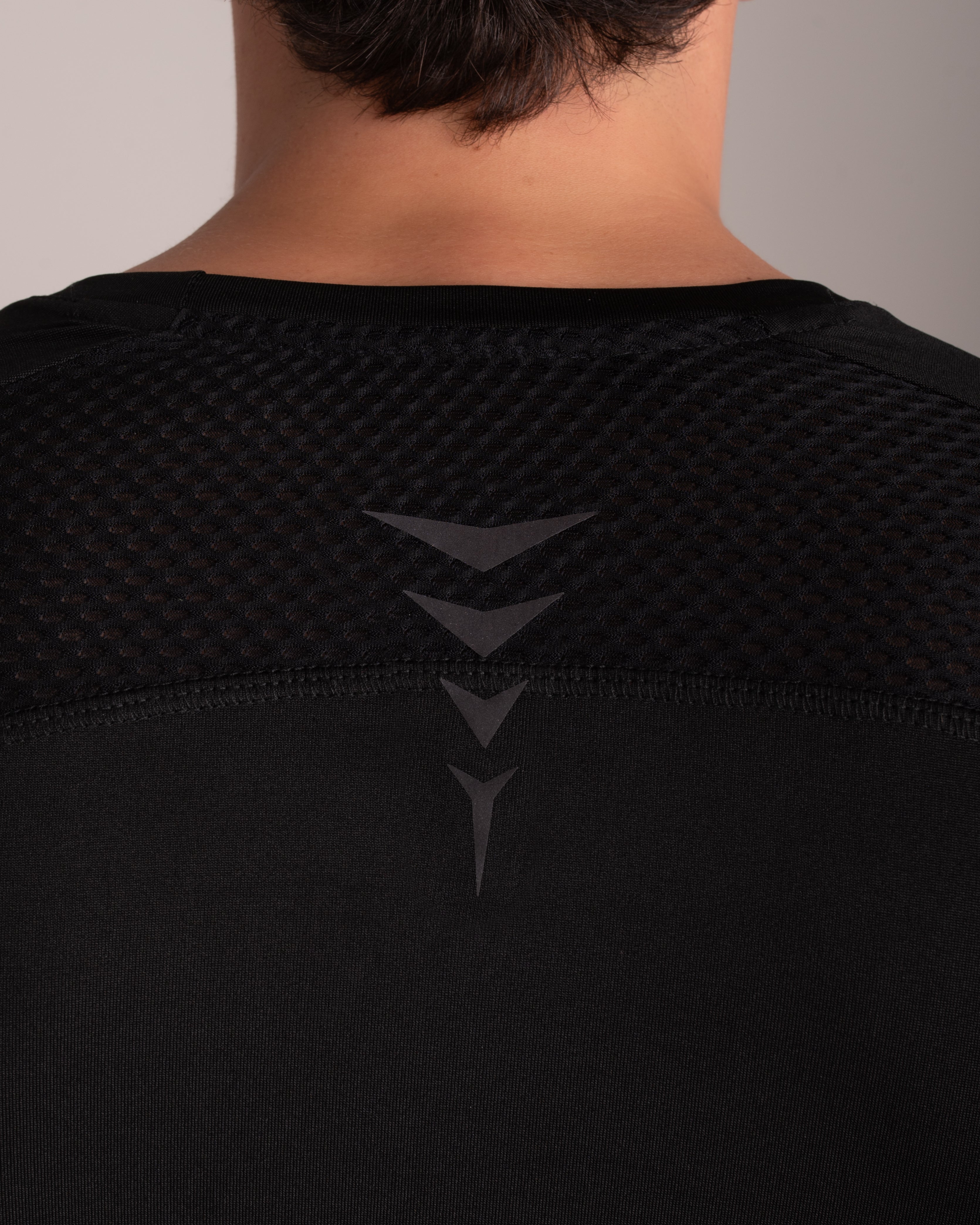 camiseta athletic survival - negra