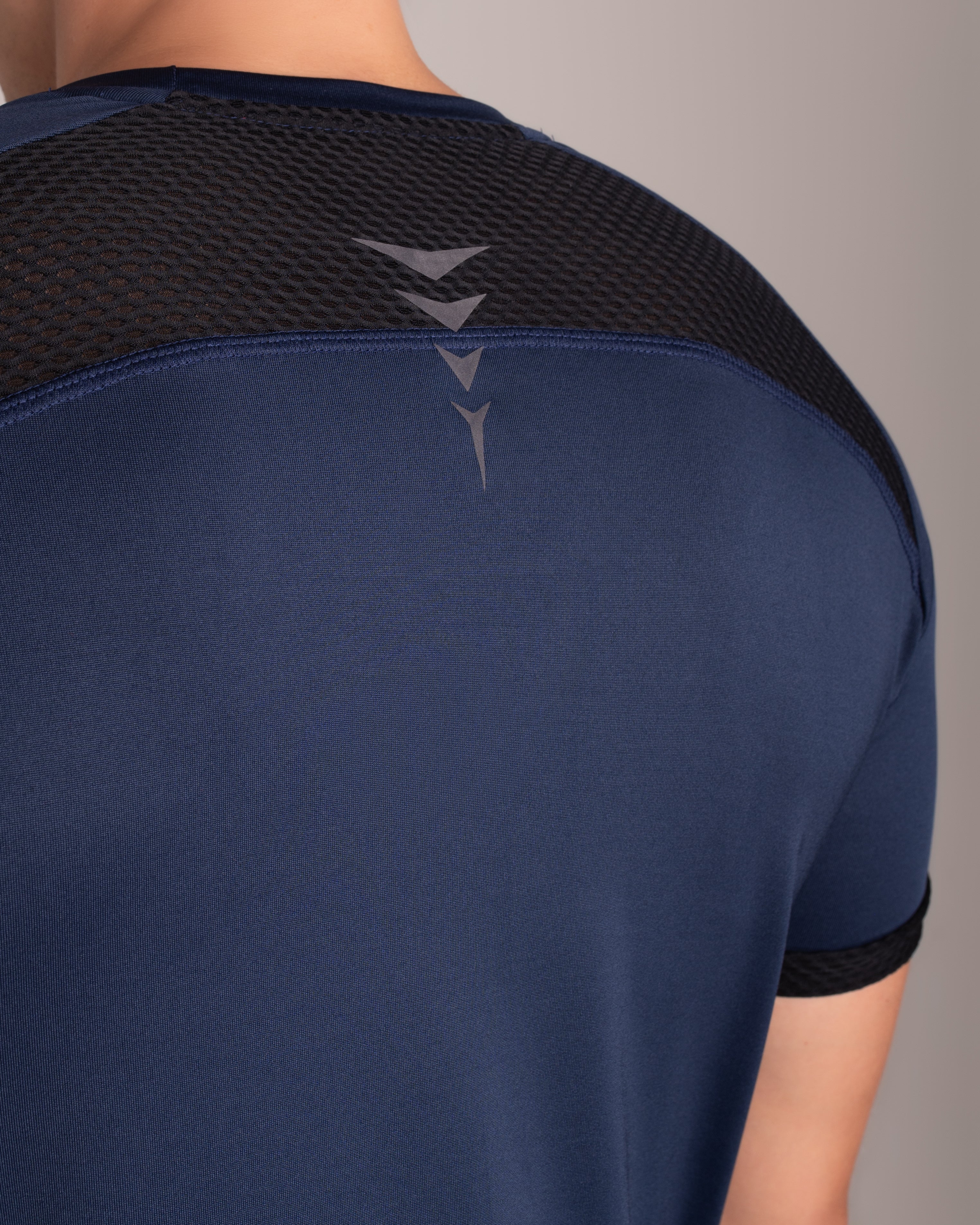 camiseta athletic survival - azul ocura
