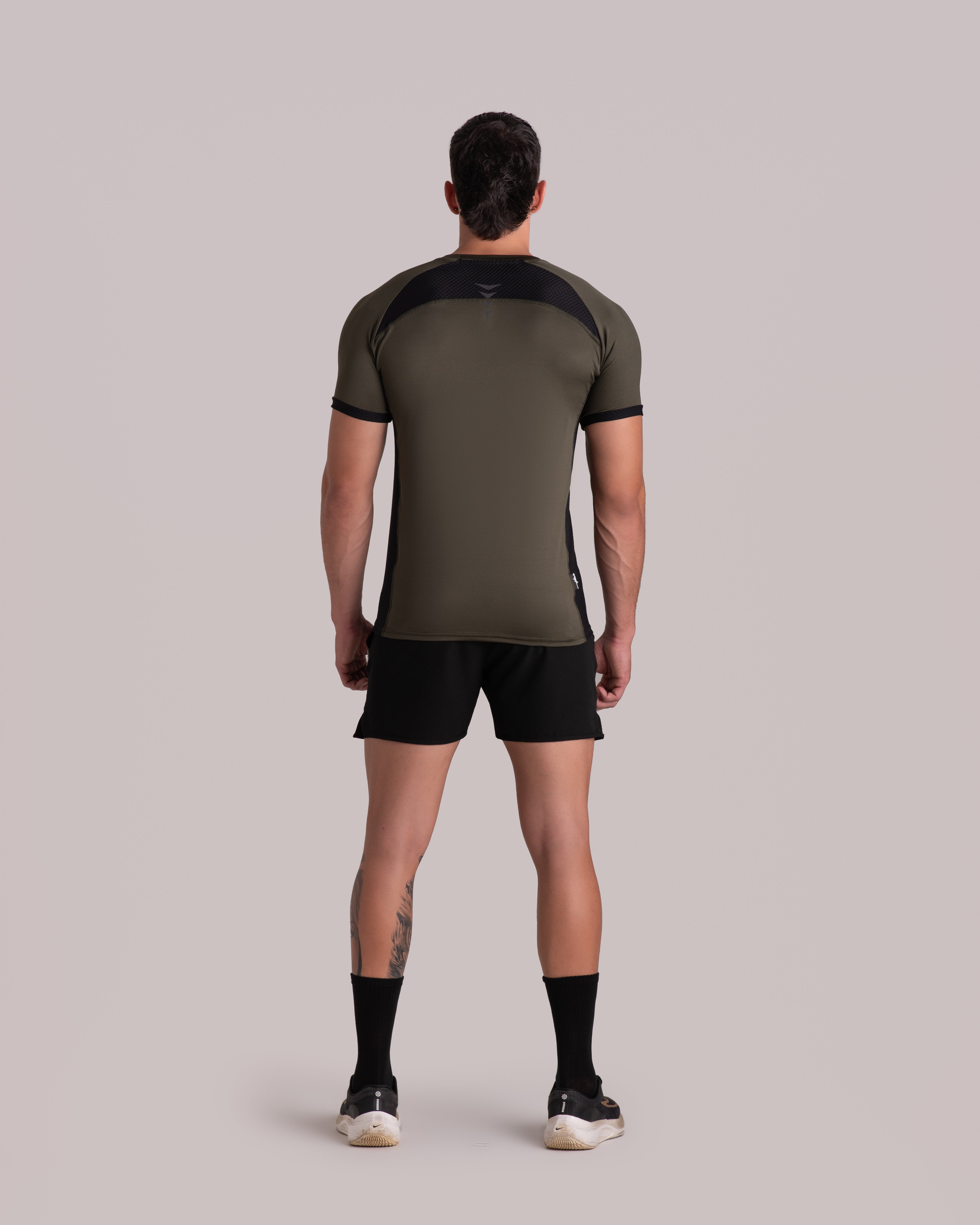 camiseta athletic survival - verde militar