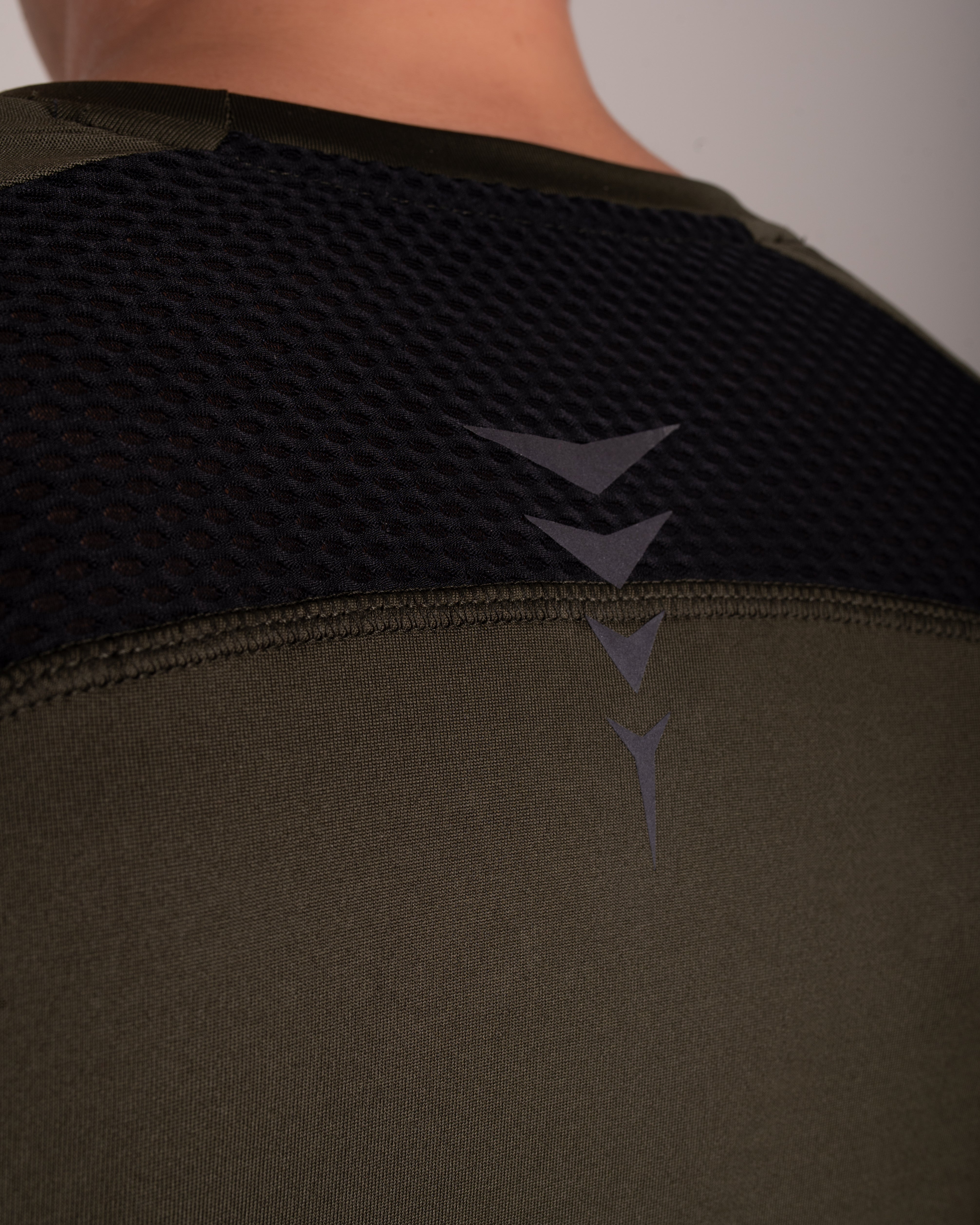 camiseta athletic survival - verde militar